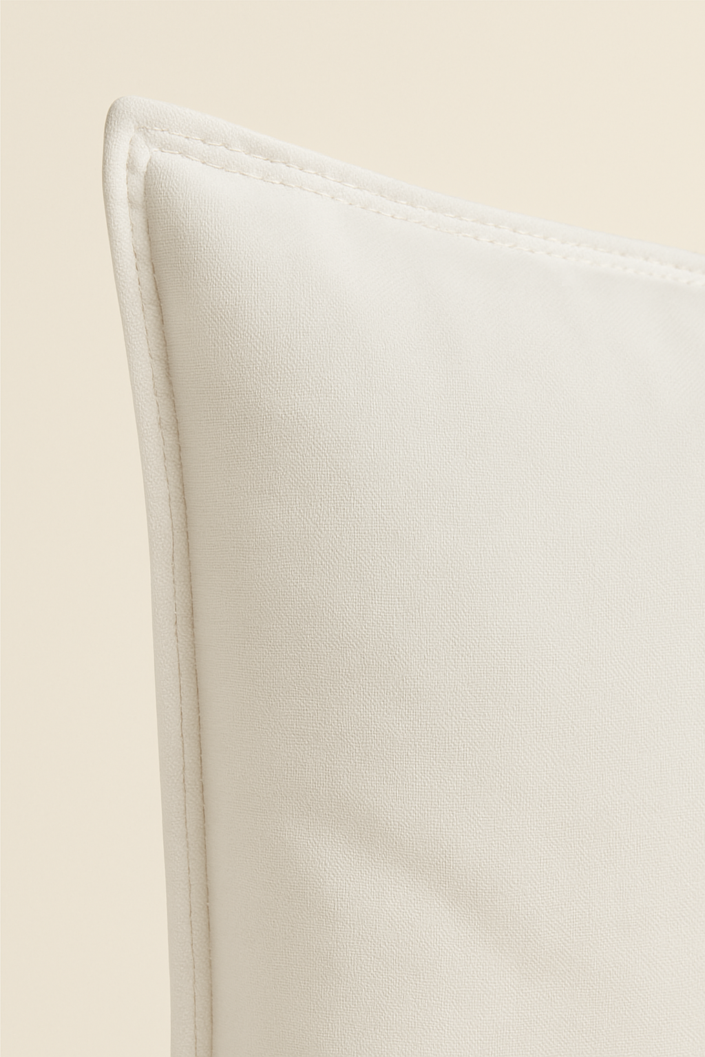 Cuscino Ignifugo per Hotellerie – Sicurezza e Comfort Professionale